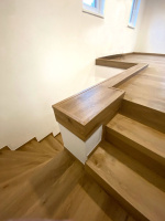  Vinylove schody bez nosu BUKOMA dub Natur